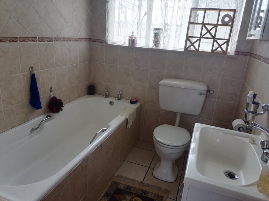 4 Bedroom Property for Sale in Fauna Free State